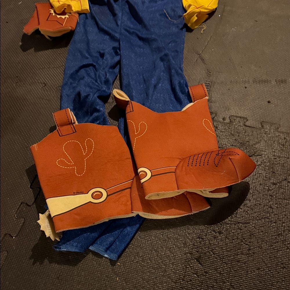 Toy Story Cowboy Costume with Yellow and Blue Outfit - Picture 2 of 4